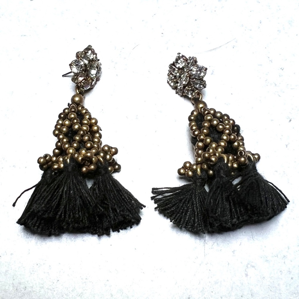 Vtg J Crew fringe earrings w gold tone accent & dust bag